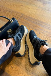 Sabrina Negro x Caki