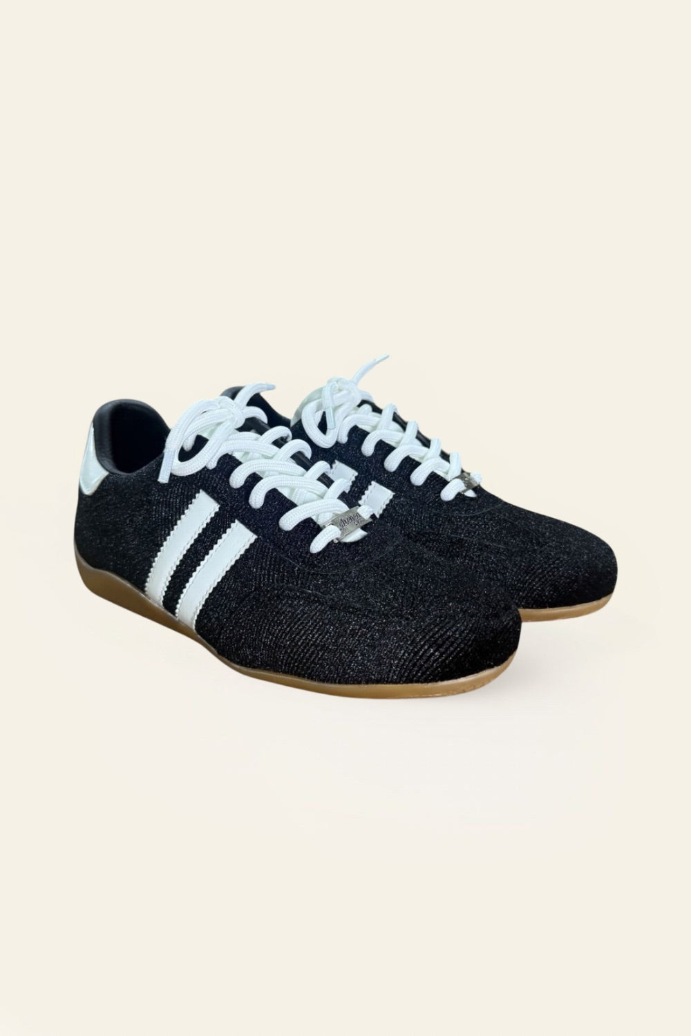 Anna Negro x Blanco