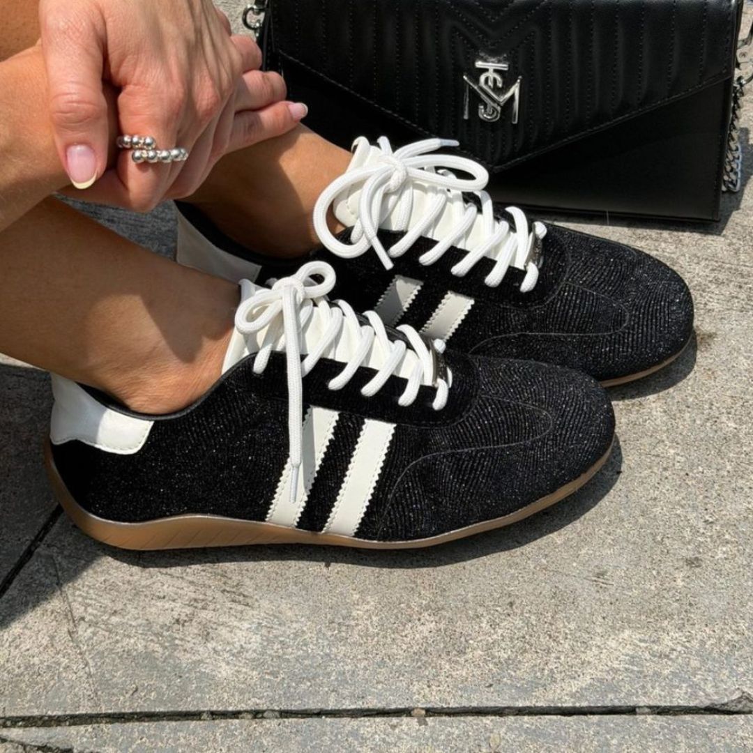 Anna Negro x Blanco