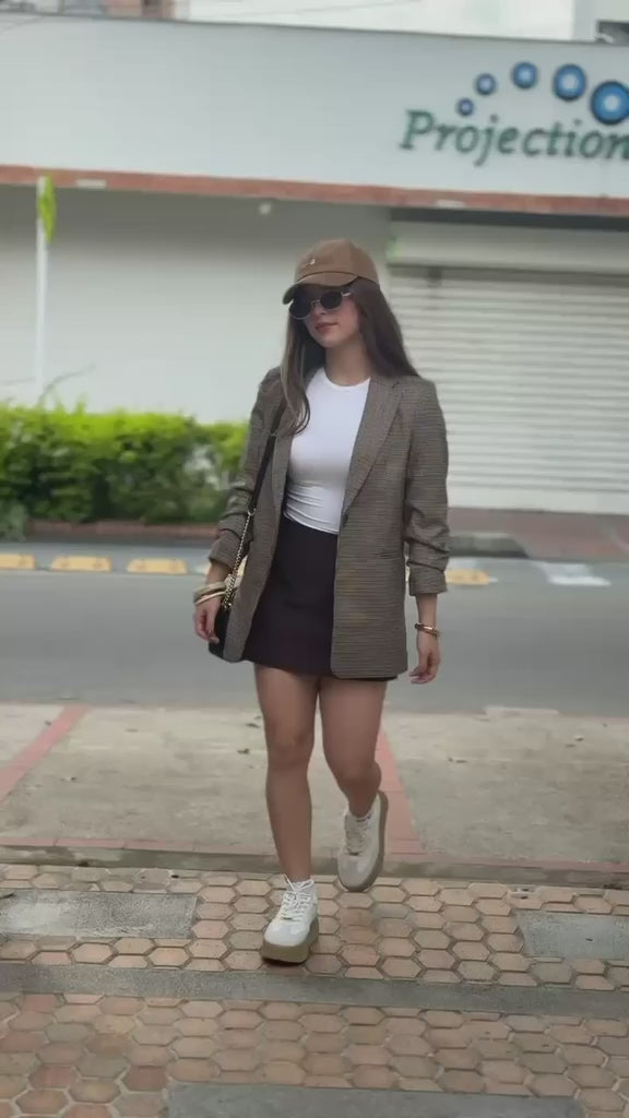 Cargar video: 