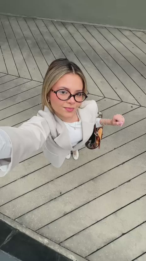 Cargar video: 