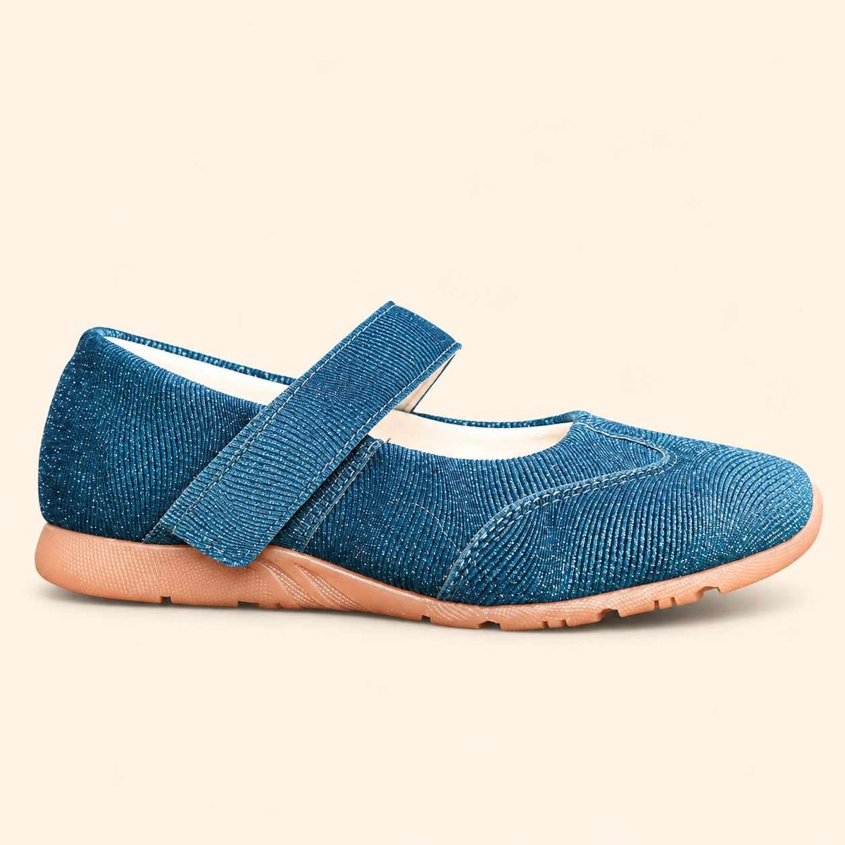 Rommie Blue vista lateral